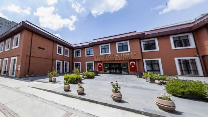 Bezmialem Vakıf Üniversitesi Oditoryum Projesi